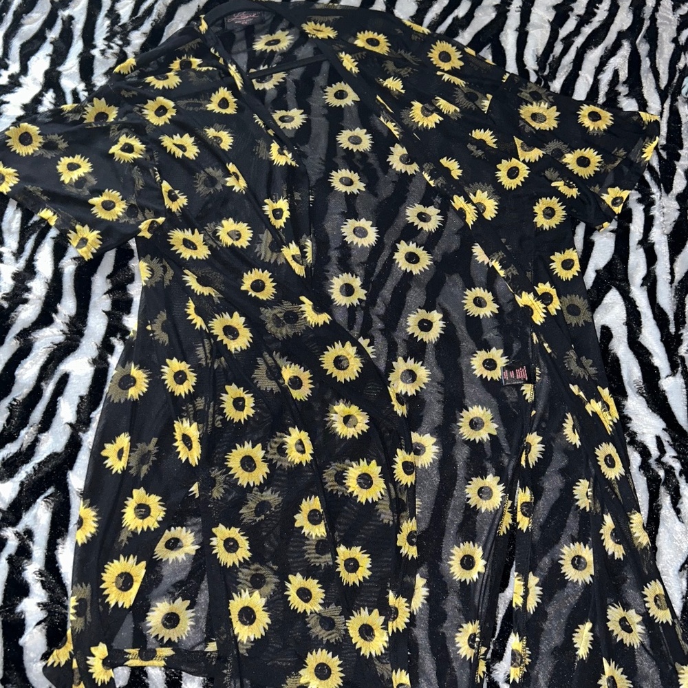 Large Sunflower Throw Over